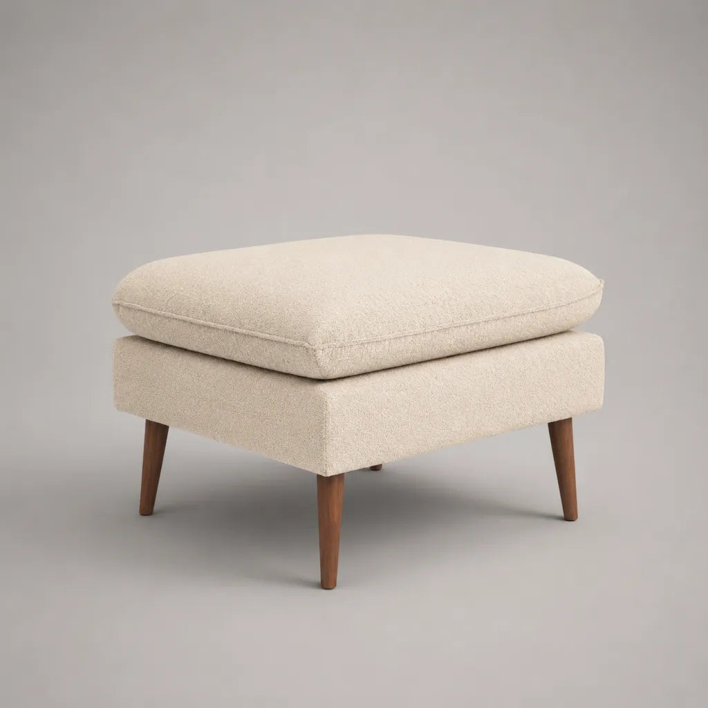 Poggiapiedi ottomano rettangolare in tessuto ricci ecru con piedi in legno, 70 × 55 × 47 cm