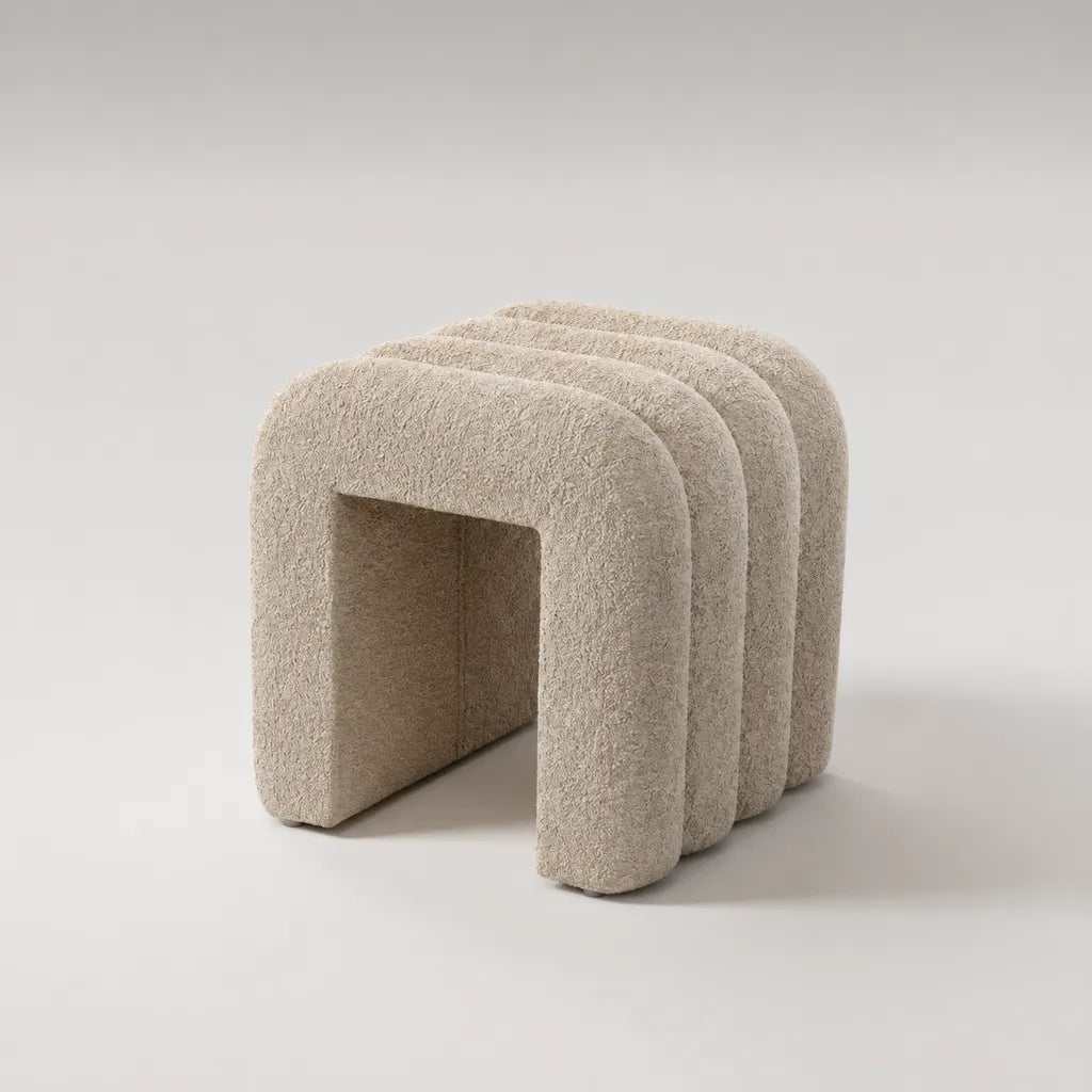 Poggiapiedi imbottiti in tessuto a loop beige, forma archettata, 45 × 40 × 45 cm